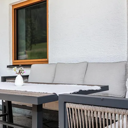 Der Pfindlhof Guest house